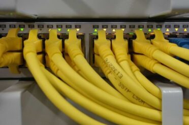 Was ist ein Breit­band-Inter­net­zu­gang?