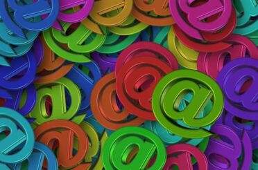 Warum die berufliche E-Mail-Ad­res­se nicht für private Zwecke ver­wen­det wer­den sollte